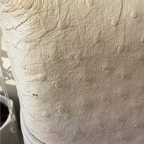 Gianni Versace Ostrich Top-Handle Vanity Bag - Vintage - Picture 15 of 15